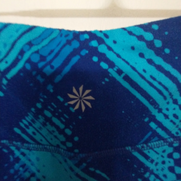 Athleta Blue And Teal Graphic Leggings with Tapered Design - Picture 7 of 10